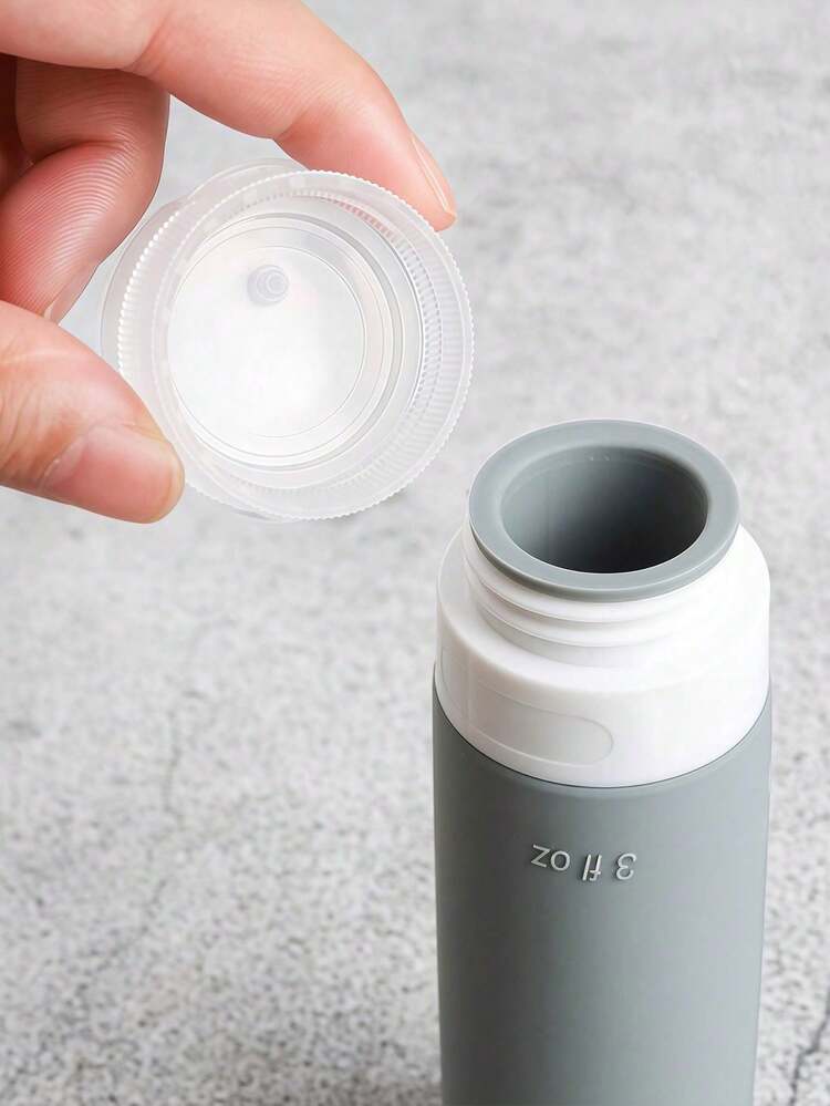 Bộ 17 món đồ thiết yếu khi đi du lịch, Chai đựng đồ vệ sinh cá nhân bằng silicon chống rò rỉ, Bình đựng chất lỏng có thể nạp lại, Đồ dùng thiết yếu khi đi du lịch cho mỹ phẩm, dầu gội, xà phòng, dầu xả, sữa dưỡng thể dạng lỏng, Phụ kiện du lịch có túi đựng di động, Chai chia đôi, Bình xịt du lịch, Móc chìa khóa, Bình xịt nhỏ, Rất thích hợp làm quà tặng lễ Phục sinh và quà tặng lễ Ramadan, Đồ dùng thiết yếu khi đi du thuyền - Nhiều màu - Xem 6