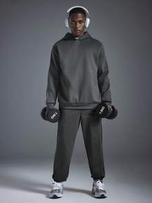 Driftmere 男士户外风景艺术森林露营元素印花长袖休闲抓绒连帽衫，秋冬季，户外图案 - 深灰色 - 查看 2