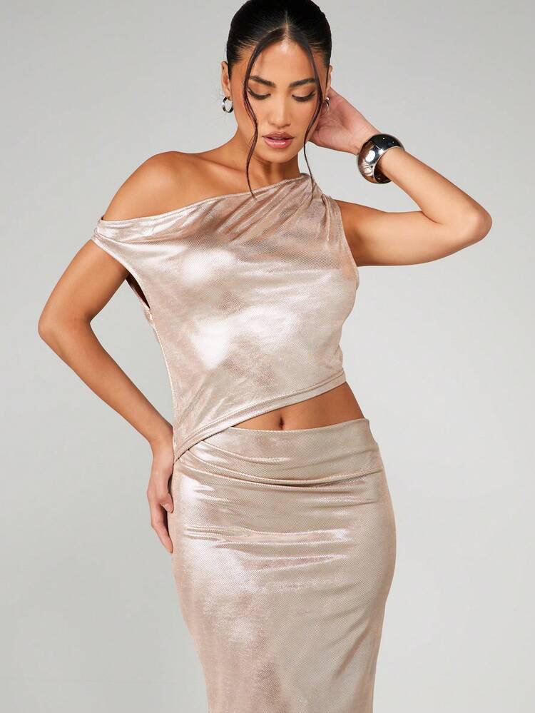 MISSGUIDED Metallic One Shoulder Maxi Dress With Cutout Detail For Evening Party Occasions