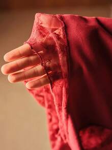 MOTF PREMIUM CONTRAST LACE ROUND NECK DRESS