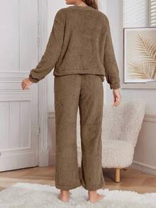 SHEIN 3件套女士休闲毛绒纯色背心、裤子和上衣套装，秋冬季蓬松舒适套装，女士休闲两件套家居服套装 - 棕色 - 查看 2