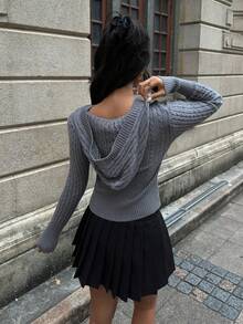 SHEIN EZwear 女式休闲骑士刺绣连帽修身毛衣，秋季 - 灰色 - 查看 2