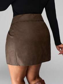 SHEIN PETITE CURVE Plus Size Retro American Style PU Leather A-Line Mini Skirt, High Waist Slimming Design, Suitable For Petite Women, Autumn/Winter - Brown - View 2