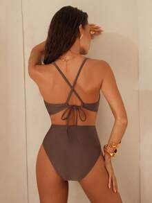 Swim Chiccia 女式纯色细肩带串珠装饰交叉后背系带前串珠连体泳衣 - 咖啡棕 - 查看 2
