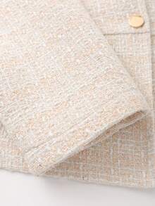 GlowEve CURVE 大码女式金属纽扣装饰束腰衬衫，秋冬款 - 杏色 - 查看 4