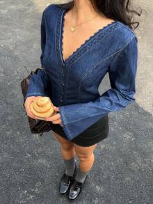 Siren Gaze 女士休闲撞色蕾丝喇叭袖牛仔衬衫，秋季 - 深色水洗藍 - 查看 8