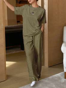 DAZY Cute Cartoon Print Raglan Sleeve Loose Pajama Set - Army Green - View 5