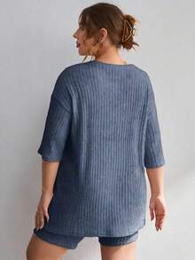 SHEIN Essnce Plus Size Simple Solid Color Short Sleeve Top And Shorts 2 Pieces Set - Royal Blue - View 2