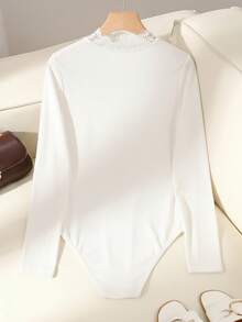 Airlisse 优雅性感扭纹蕾丝边连体衣，适合通勤，秋季 - 白色 - 查看 2