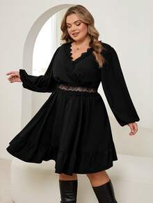 SHEIN CURVE+ Váy ren vá màu trơn thanh lịch cỡ lớn - màu đen - Xem 7