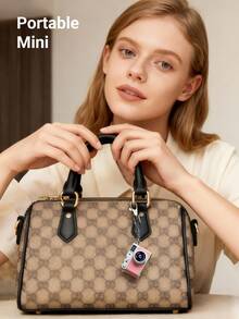 Teckwe 迷你钥匙扣相机，1080P便携式数码相机，摄影口袋摄像机，旅行录像，生日圣诞礼物，时尚配饰