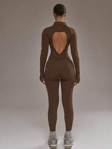 Musera Sport 撞色滚边拉链露背修身长袖连体裤，适合板式网球、运动健身、瑜伽、普拉提、日常休闲穿着。 - 咖啡棕 - 查看 2