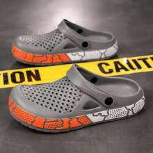 Sandalias tipo zueco unisex transpirables  tipo clog, con gran sensación de ajuste. Suela gruesa, reforzada y antideslizante, diseño de punta redonda y huecos, antibacterianas y cómodas. Perfectas para el hogar, actividades al aire libre, fiestas y playa. - Gris - Ver 11