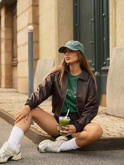 SHEIN Damen Kunstleder Bomberjacke mit Baseball-Kragen, Reißverschluss und Taschen, kurzer Bikermantel