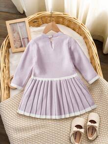 SHEIN Playful Pals 女婴休闲时尚蓝色褶皱下摆蝴蝶结针织长袖连衣裙。柔软舒适。适合秋冬季节、圣诞节、开学季、派对等场合穿着。 - 淺灰紫 - 查看 3