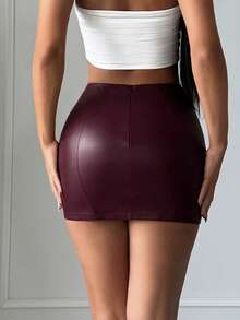 SHEIN SXY 纯色PU皮革褶皱修身性感时尚半身裙 - 酒紅色 - 查看 3