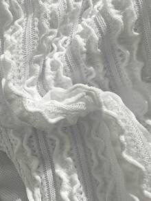 Swim Mod 女士纯色提花面料挂脖金属装饰荷叶边比基尼套装，春夏款 - 白色 - 查看 7