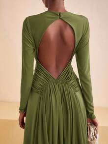 Zivah 2025 初秋夏季新款日常约会通勤商务女士优雅沙滩游轮派对简约流行生日派对高端交叉露背长袖针织拼接缎面亮面面料女士修身长裙-A - 軍綠色 - 查看 1