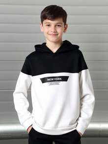 SHEIN 青少年男童休闲日常舒适电子游戏图案印花宽松套头卫衣，适合生日派对、晚宴、演出、婚礼、洗礼、开幕式等场合，日常穿着舒适，适合上学、旅行和运动，秋冬季节穿着舒适。 - 白色 - 查看 6