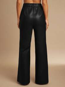 Silquee Pantalones anchos de mujer con bolsillos en diagonal de piel sintética - Negro - Ver 4