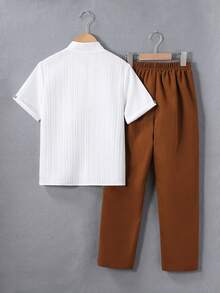 SHEIN Vacaura 2 件套男童休闲学院风简约白衬衫和裤子套装，适合大龄青年