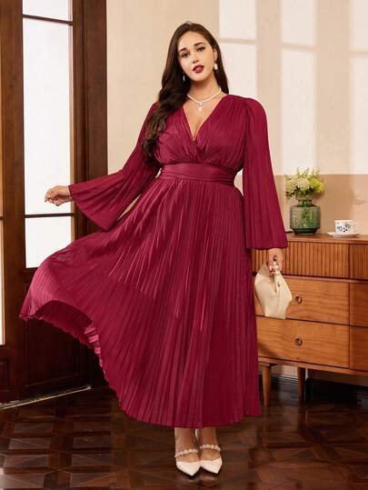 Auvina Plus Size Solid Color V-Neck Pleated Elegant Long Sleeve Dress