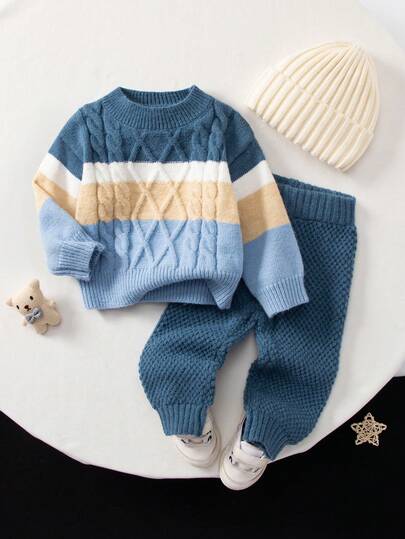 SHEIN 2 件套幼儿男童休闲落肩条纹扭绳圆领毛衣上衣和罗纹袖口裤子套装，粗线撞色针织毛衣套装适合秋冬室内外穿着