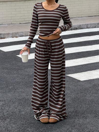 Muchica Women's Casual Loungewear Set, Including A Striped Crew Neck Long-Sleeved T-Shirt And Loose-Fitting Striped Straight-Leg Pants, Suitable For Everyday Wear, Sports, Autumn/Winter, And Back-To-School Season. Brown Striped Two-Piece Set.