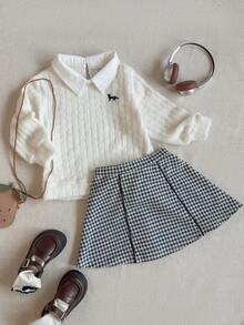 PrepCrw Set de 2 bucăți pentru fete tinere, elegant, urban, versatil, 2 în 1, cu guler alb, hanorac tricotat cu dungi albe și fustă mini clasică alb-negru cu model Houndstooth, potrivit pentru ieșiri casual, excursii, întâlniri, sărbători, toamnă și iarnă. - Alb-negru - Vizualizare 1