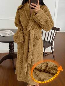 DAZY 女士简约纹理抓绒长款系带家居服，冬季居家服，蓬松舒适 - 棕色 - 查看 3