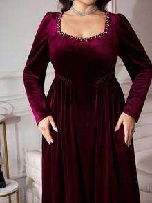 Modelyn 优雅丝绒水钻装饰方领长袖荷叶边A字连衣裙，尺码齐全，适合春秋季穿着。 - 酒紅色 - 查看 6