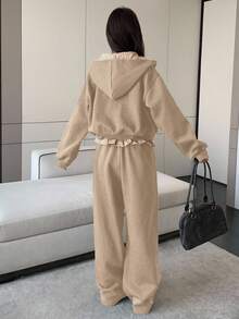 DAZY 女士休闲连帽卫衣和运动裤两件套，秋冬家居服套装 - 卡其色 - 查看 4