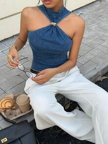 MainGRL Twisted Halter Neck Sleeveless Vest, French-Style Elegant Denim Base Layer Top Cutout Sleeveless Top, Sexy Women's, Party And Music Festival - Dark Wash - View 5