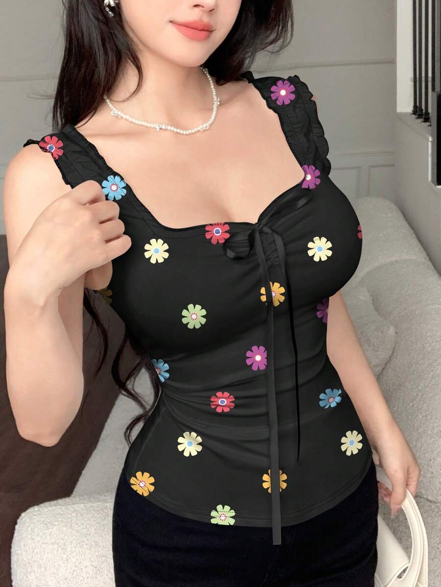 Modelyn Camiseta ajustada con estampado floral digital y lazo para mujer - Multicolor - Ver 1