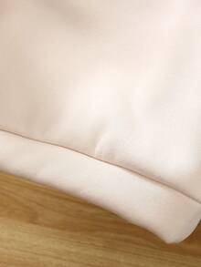 SHEIN Genkimix Kids 3件套男童休闲百搭字母刺绣落肩宽松长袖连帽衫搭配柔软宽松抽绳长裤，简约时尚设计，舒适亲肤面料，适合日常穿着、外出、冬季上学等场合。 - 彩色 - 查看 7