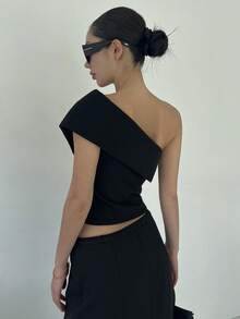 DAZY Áo thun trơn màu trơn vai chéo thường ngày mùa hè dành cho nữ - màu đen - Xem 5