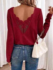 SHEIN Frenchy Áo thun dài tay phối ren vải waffle màu đỏ rượu vang, thích hợp cho mùa đông, Giáng sinh và Năm mới, kiểu dáng thường ngày cho nữ, màu đỏ rượu vang, tay dài, phong cách xuân hè. - Màu Đỏ Sâu - Xem 2