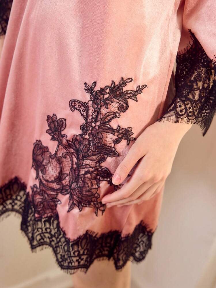 VELVET ELEGANT CONTRAST LACE SLEEP DRESS