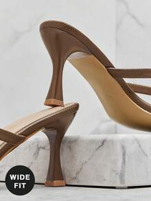 SHUZIA 宽楦女士舒适小猫跟方头仿麂皮人字拖凉鞋 - 橄欖綠 - 查看 7