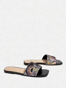 CUCCOO TILAWA Women's Black Print Rhinestone Embellished Flat Sandals For Christmas - Black - View 7