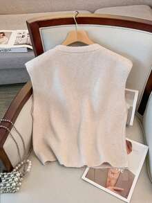 GlowEve CURVE 女士秋冬时尚休闲无袖宽松大码针织背心外套 - 杏色 - 查看 4