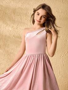Tween Girls Elegant Velvety Pink Dress With Asymmetric Sequin Cutout Waist Design, Snug Fit - Pink - View 5