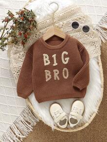 男婴棕色套头毛衣，圆领长袖，绣有英文字母，时尚简约百搭设计，适合秋冬季穿着。 - 棕色 - 查看 3