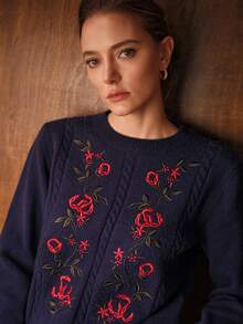 MOTF PREMIUM 复古花卉刺绣女士麻花针织毛衣，秋冬季 - 藏蓝色 - 查看 5
