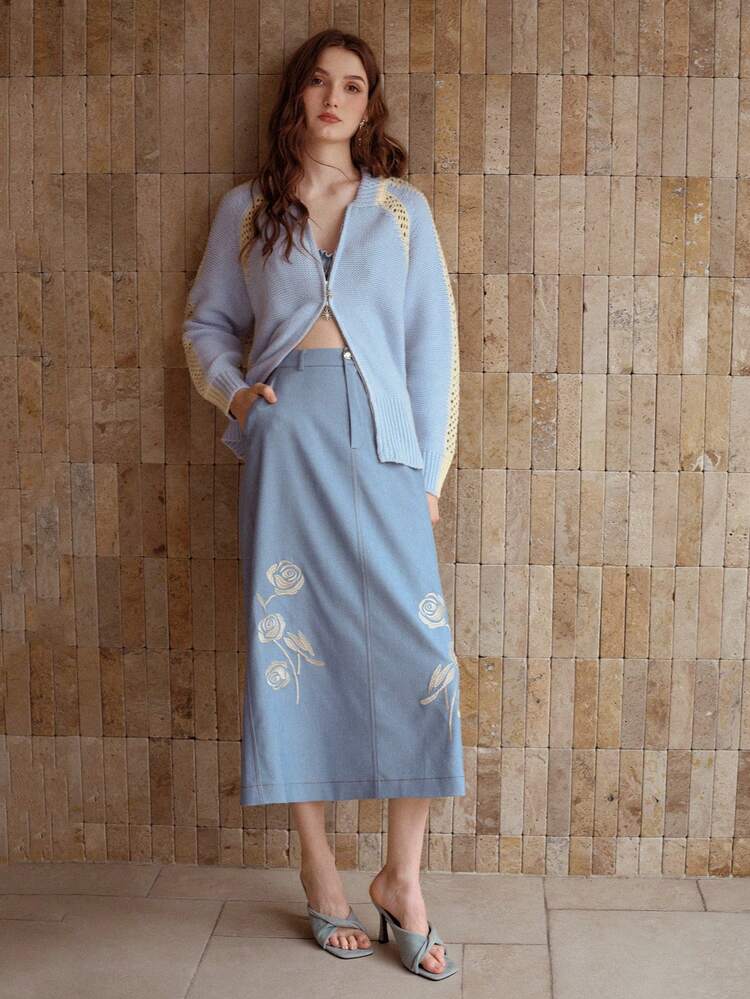 WOMEN'S EMBROIDERED A-LINE SKIRT WITH SPLIT