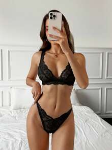 Aloruh Women's Floral Lace Comfortable Lingerie Set - Black - View 3