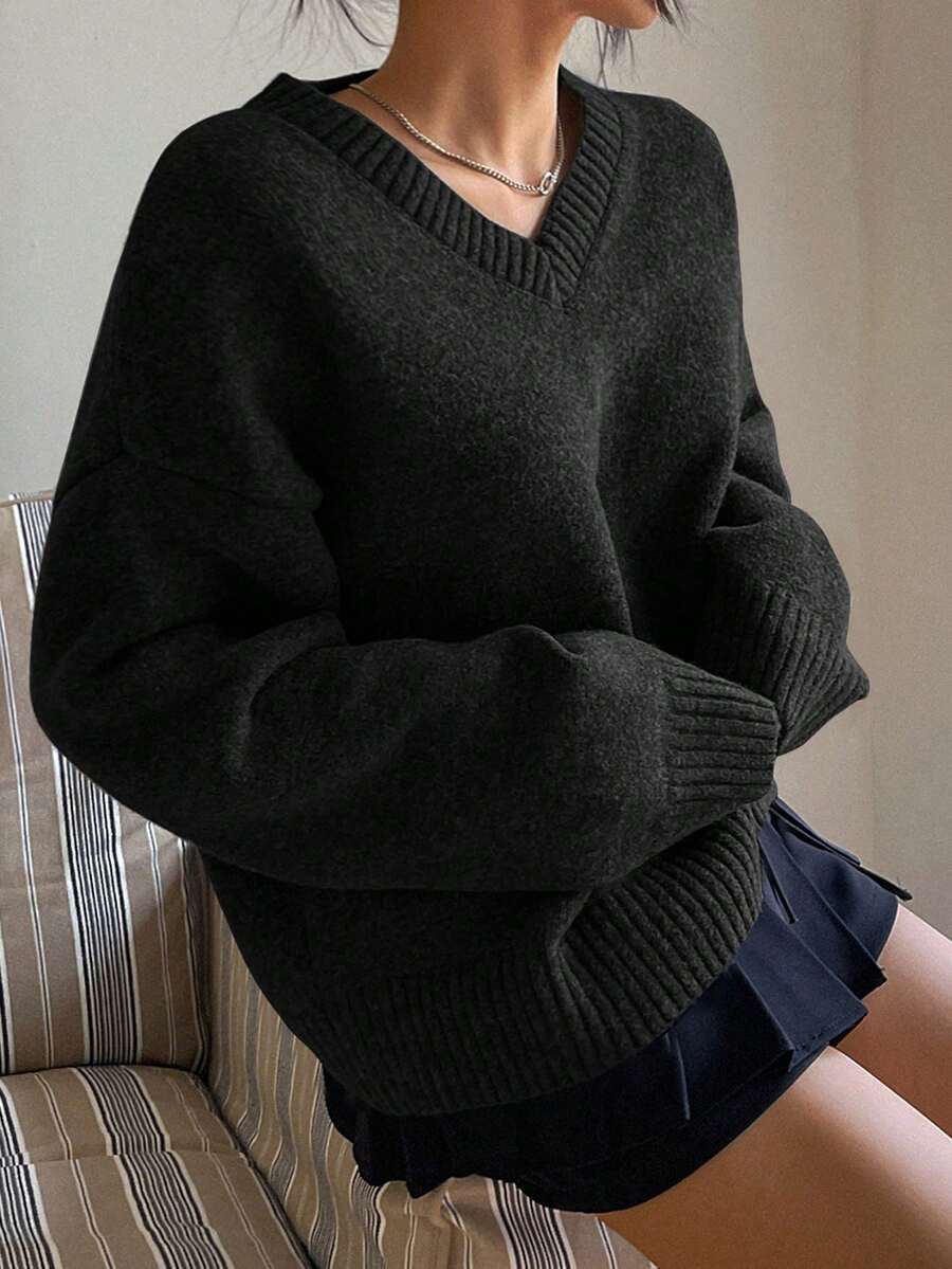 DAZY Women's Casual Solid Color Loose Fit V-Neck Long Sleeve Sweater, Autumn/Winter - Black - View 1