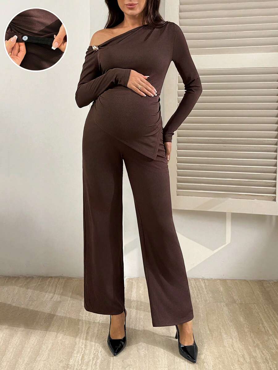 SHEIN 2pcs Maternity Casual Oblique Shoulder Top & Pants Set - Brown - View 1