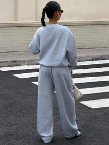 SHEIN EZwear 2件套女士休闲宽松灰色圆领长袖上衣和裤子运动套装 - 灰色 - 查看 2