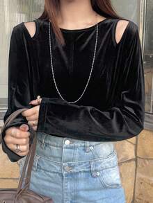 FRIFUL Women's Casual Solid Color Cutout Shoulder T-Shirt - Black - View 5